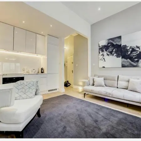 Chelsea - 2Bed Apartment - Sleeps 4 - Pet Friendly